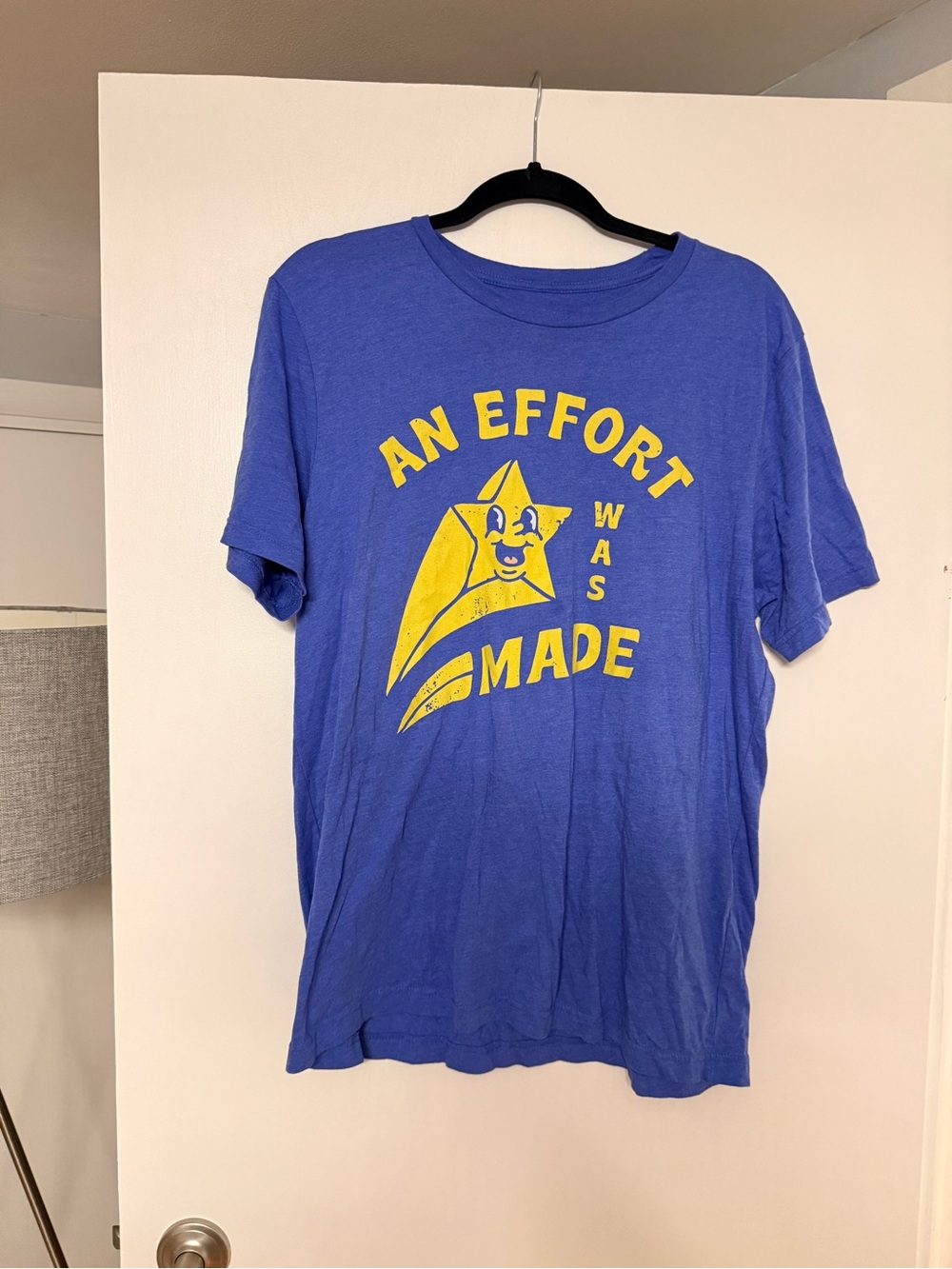 Lucy Jaynes Blue Graphic Crewneck T-Shirt with Yellow Print